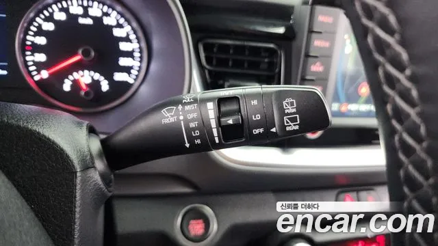 Kia Stonic id 2839272 из Кореи 7