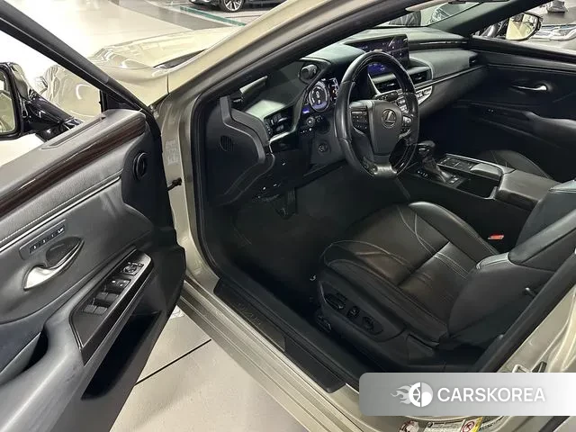 Lexus ES300h 7th generation id 3041497 из Кореи 7