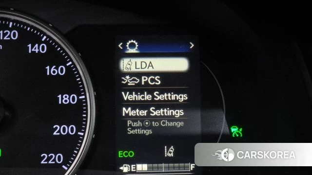 Lexus CT200h id 4351053 из Кореи 7