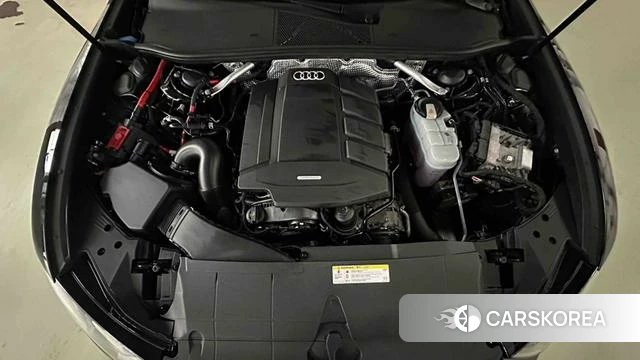 Audi A6L id 4207903 из Китая 7