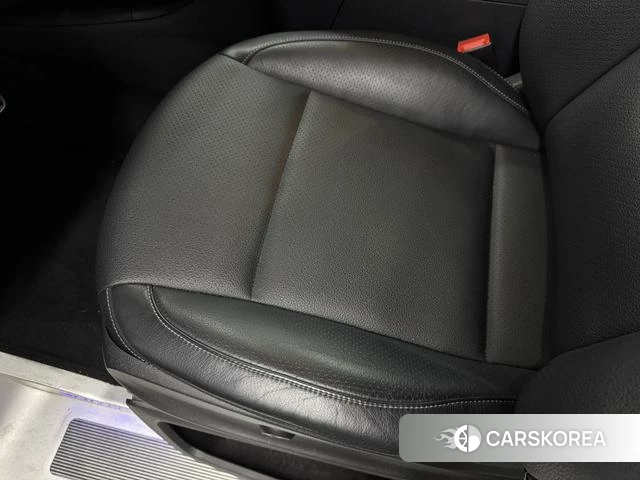 Mercedes-Benz V-class id 4263325 из Китая 7