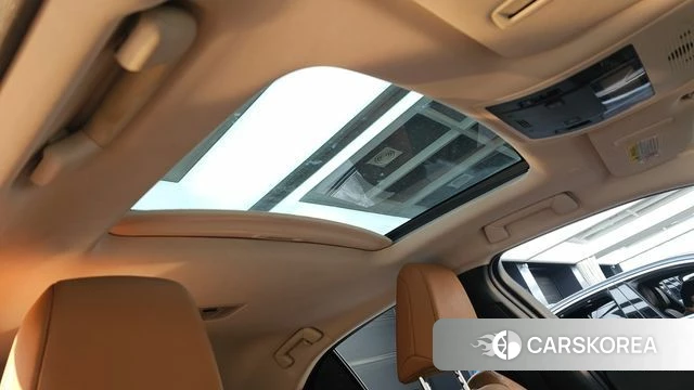 Lexus UX250h id 4760034 из Кореи 7