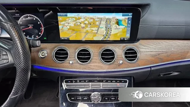 Mercedes-Benz E-Class W213 id 3220945 из Кореи 7