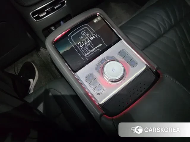 Genesis G90 (RS4) id 3452827 из Кореи 7