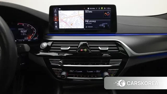 BMW 5 Series (G30) id 3756934 из Кореи 7