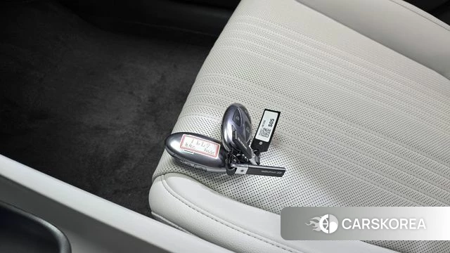 Hyundai Grandeur (GN7) id 4441529 из Кореи 7