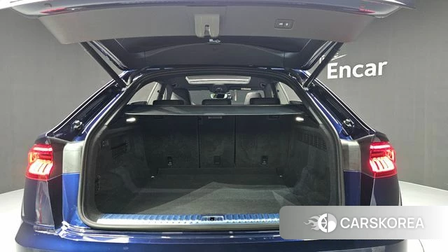 Audi Q8 (4M) id 3923598 из Кореи 7