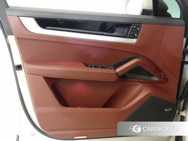 Porsche Cayenne (PO536) id 4186018 из Кореи 7