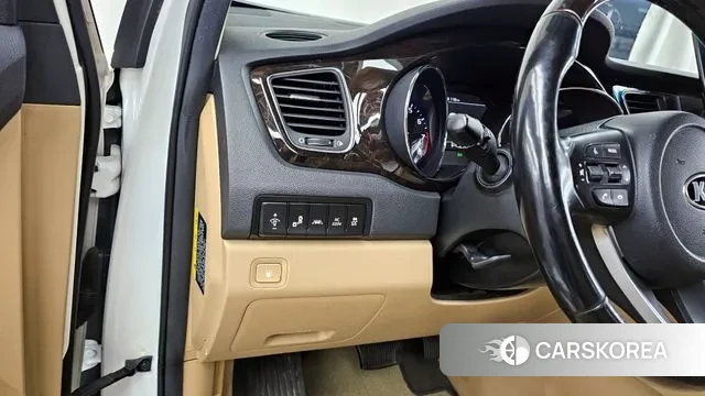 Kia The New Carnival id 3171330 из Кореи 7