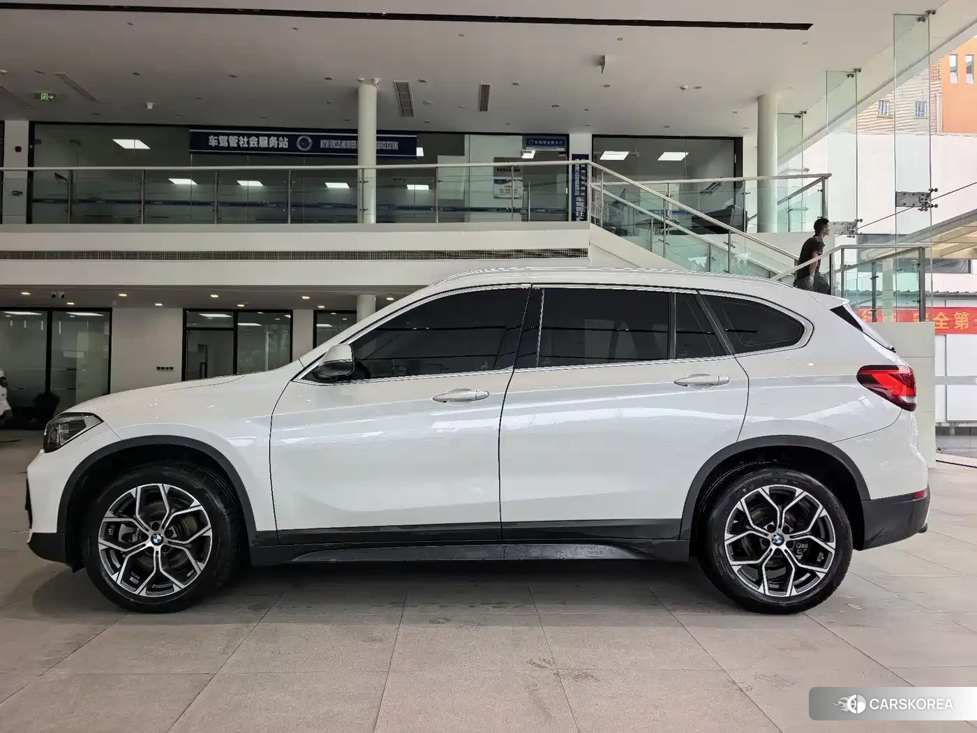 BMW X1 id 4606915 из Китая 7