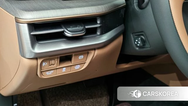 Hyundai Grandeur Hybrid (GN7) id 3811066 из Кореи 7