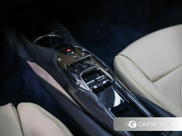 Ferrari 296 GTB id 4629238 из Кореи 7