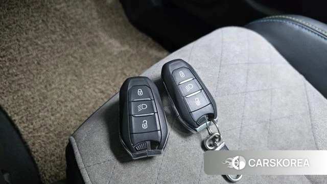 Peugeot e-208 second Generation id 4355969 из Кореи 7