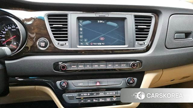 Kia The New Carnival id 3942713 из Кореи 7