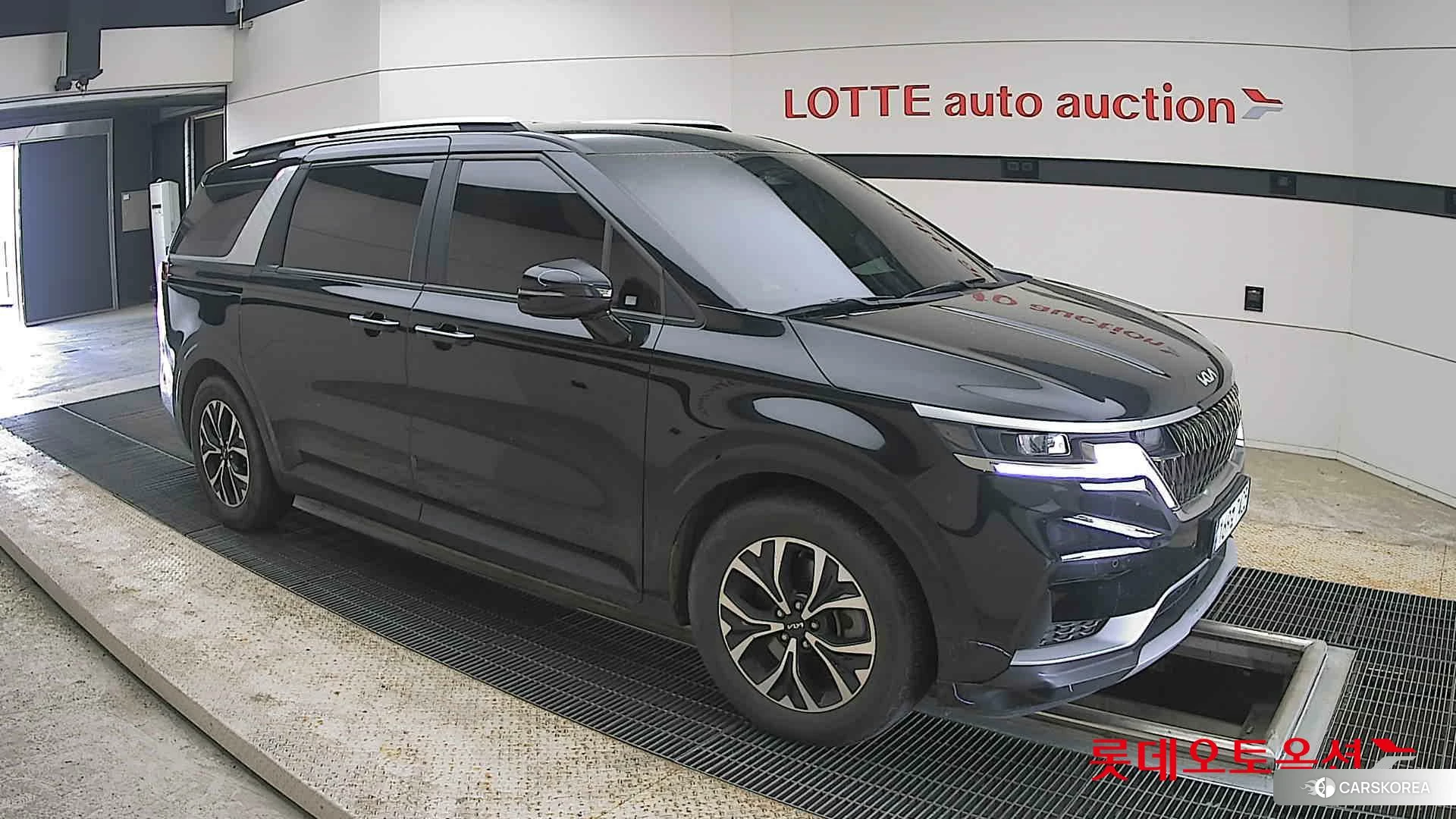 Kia Carnival id 4289575 из Кореи 7