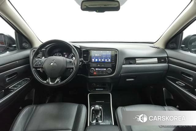 Mitsubishi  Outlander id 4210244 из Китая 7