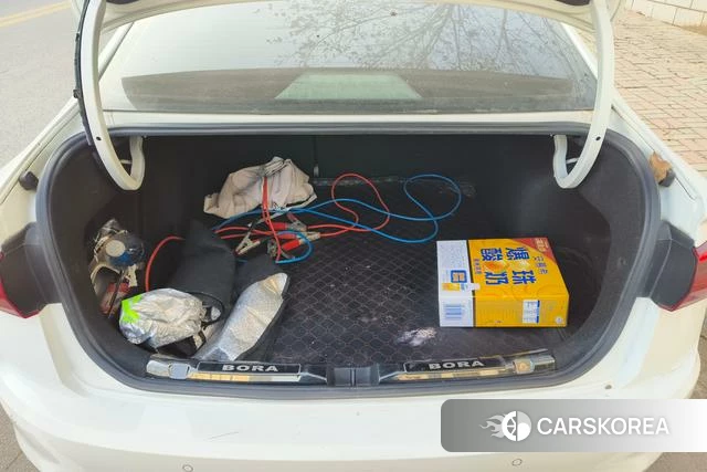 Volkswagen Bora id 4273494 из Китая 7