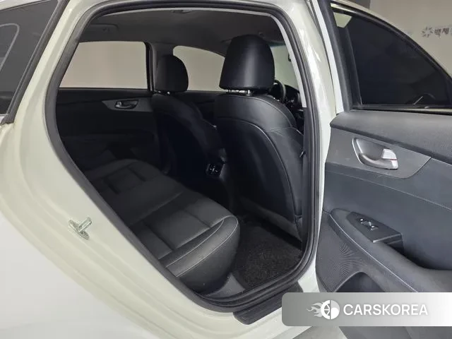 Kia Come New K3 id 3682105 из Кореи 7