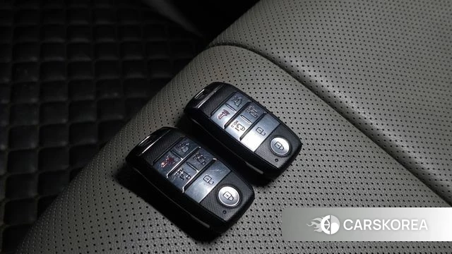 Kia The New Carnival id 4543224 из Кореи 7