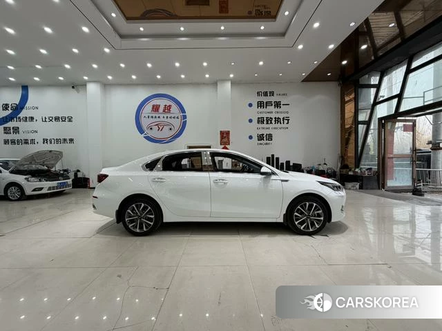 Kia K3 id 4291419 из Китая 7