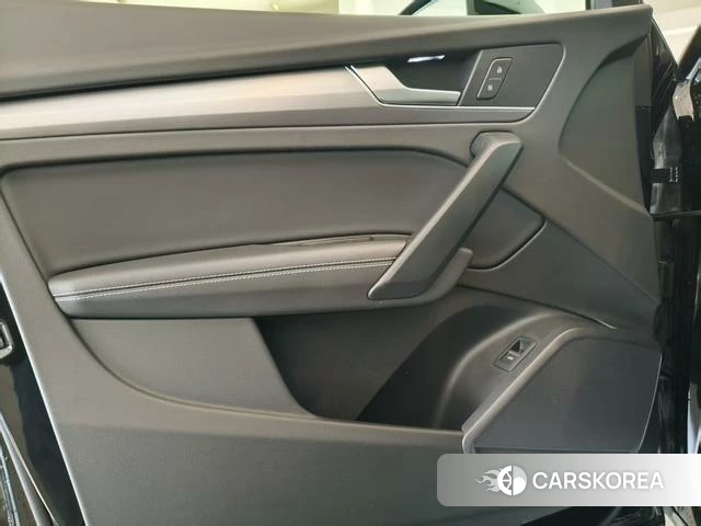 Audi Q5L id 4272014 из Китая 7