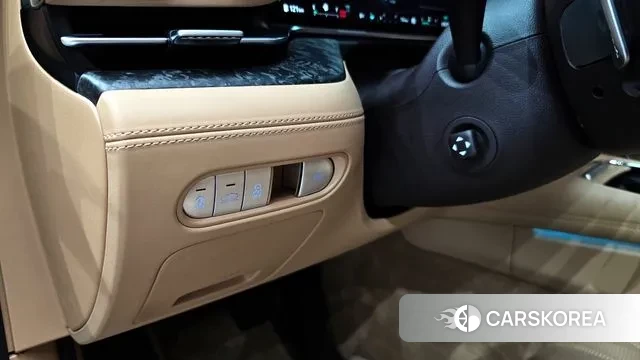 Genesis G90 (RS4) id 3442832 из Кореи 7