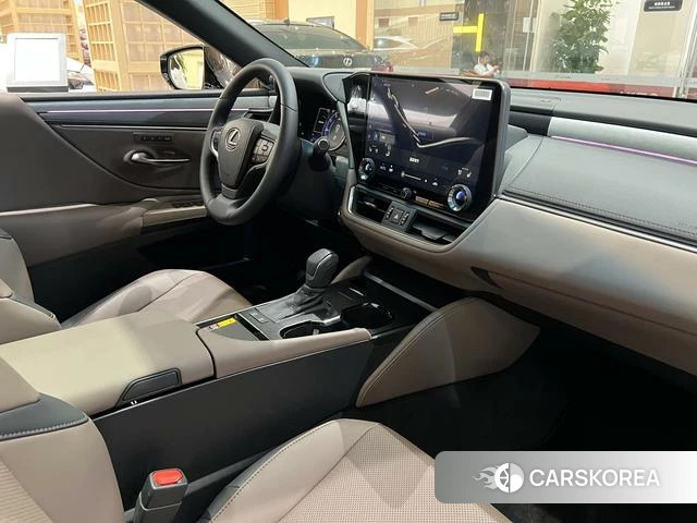 Lexus ES id 4392332 из Китая 7