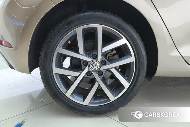 Volkswagen Golf id 4238056 из Китая 7