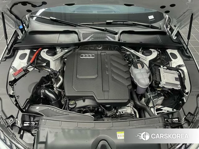 Audi A4L id 4335117 из Китая 7