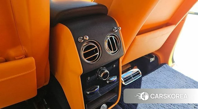 Rolls-Royce Cullinan id 4780583 из Кореи 7
