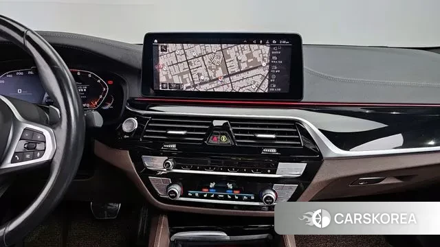 BMW 5 Series (G30) id 3525041 из Кореи 7