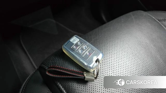 Jaguar E-PACE id 4536699 из Кореи 7
