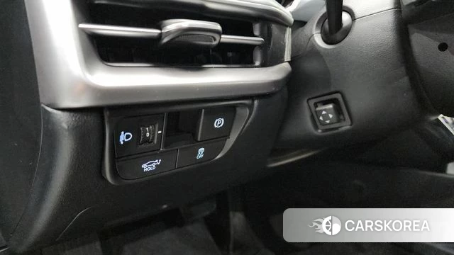 Hyundai Grandeur (GN7) id 3805409 из Кореи 7