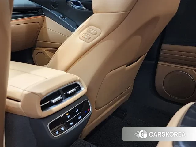 Genesis G80 (RG3) id 3121844 из Кореи 7