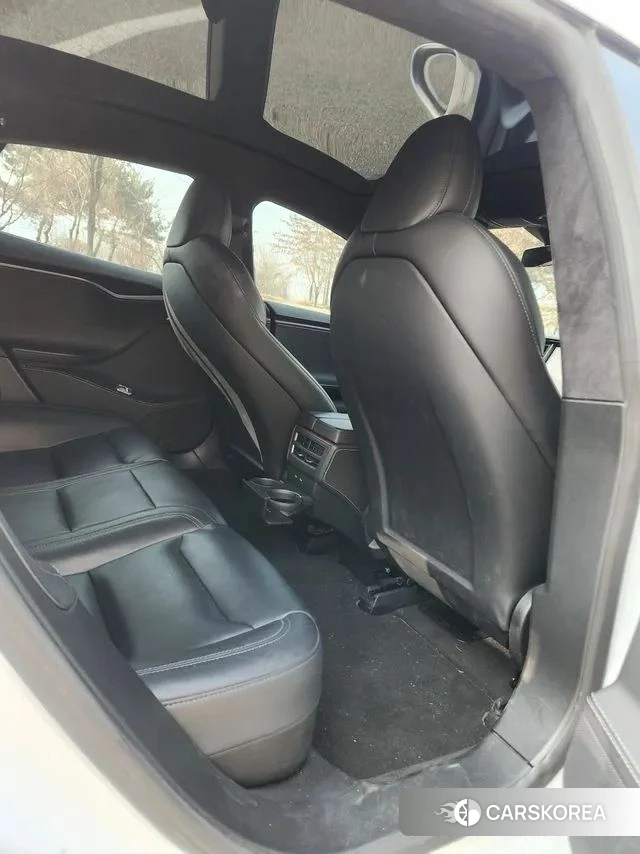 Tesla Model S id 3800720 из Кореи 7