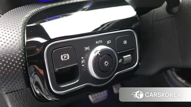 Mercedes-Benz A-Class W177 id 3291640 из Кореи 7