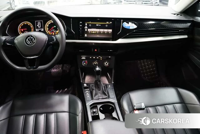 Volkswagen Passat id 4272742 из Китая 7