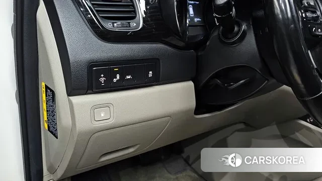 Kia The New Carnival id 3578769 из Кореи 7