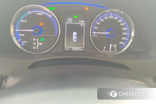 Toyota Corolla dual engine E+ id 4328963 из Китая 7