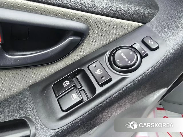 Hyundai The New Grand Starex id 4384510 из Кореи 7