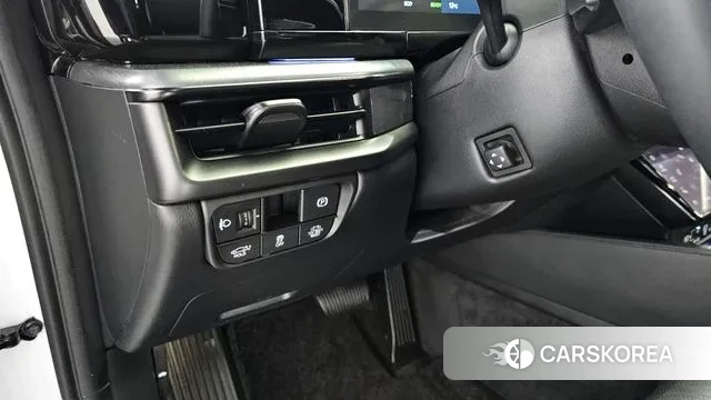 Hyundai Grandeur Hybrid (GN7) id 3347697 из Кореи 7