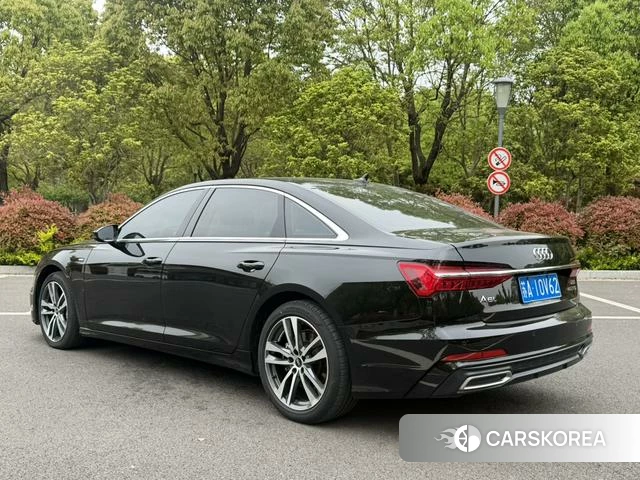 Audi A6L id 4209282 из Китая 7