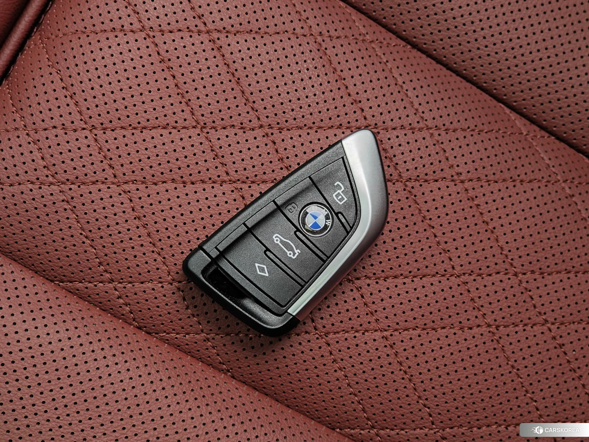 BMW 3 series id 4467742 из Китая 7