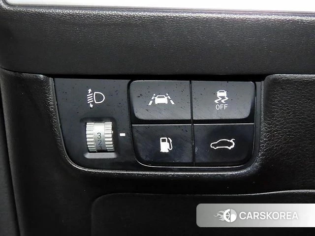 Hyundai The New Grandeur IG id 3807698 из Кореи 7