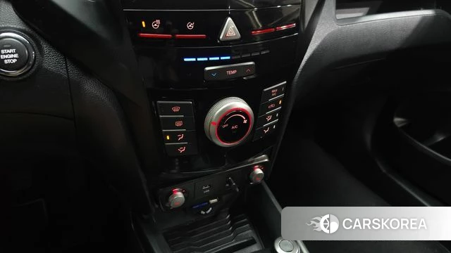 Ssangyong Tivoli Air id 4770244 из Кореи 7