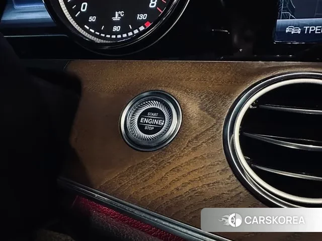 Mercedes-Benz E-Class W213 id 3418284 из Кореи 7