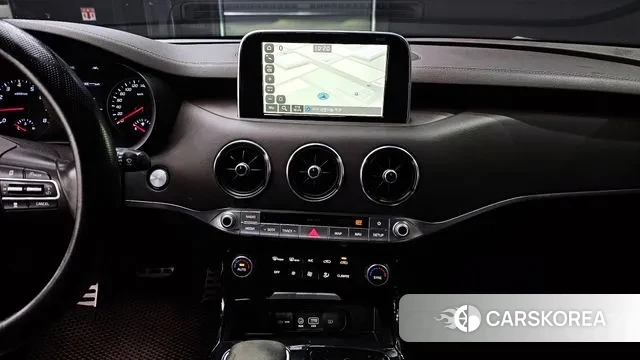 Kia Stinger id 3541606 из Кореи 7