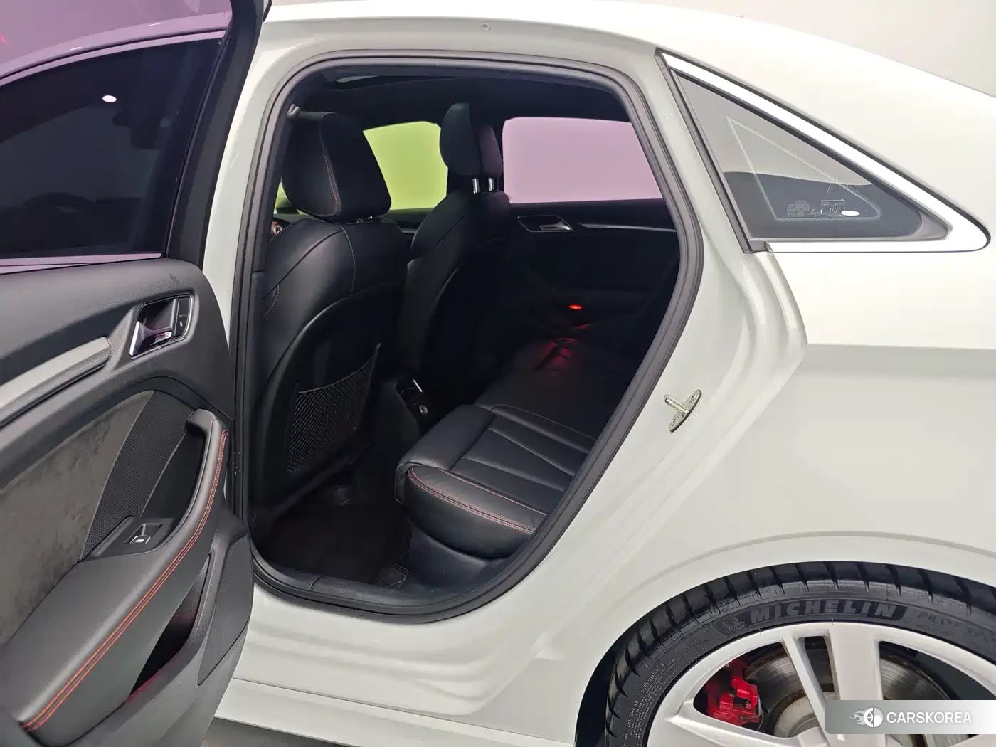 Audi RS 3 id 4600902 из Китая 8