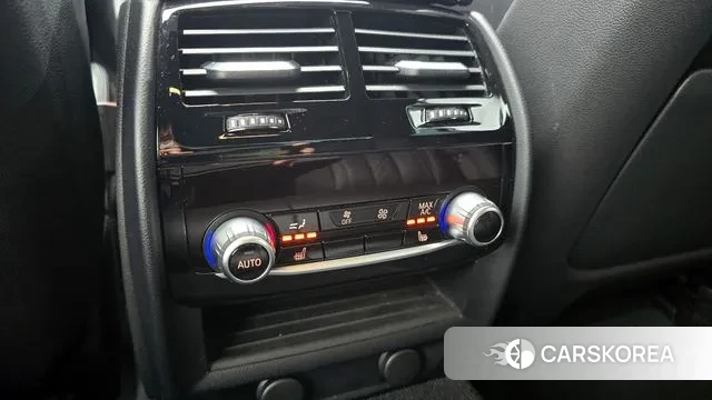 BMW 5 Series (G30) id 3636393 из Кореи 7