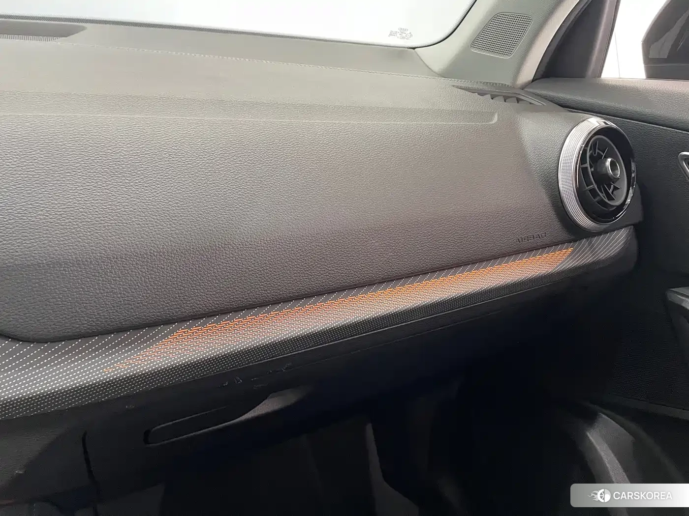Audi Q2L id 4617061 из Китая 7